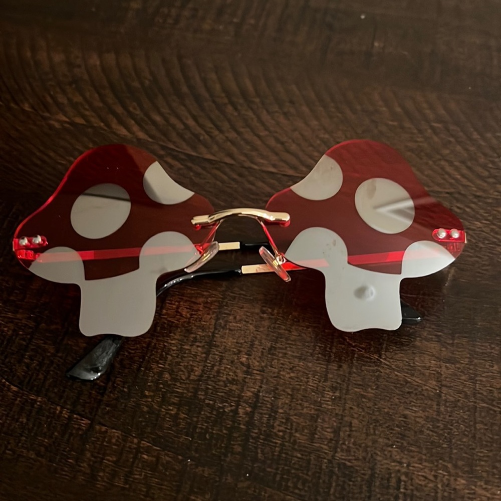 Mushroom Glasses